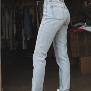 Brandy Melville Boyfriend Jeans
